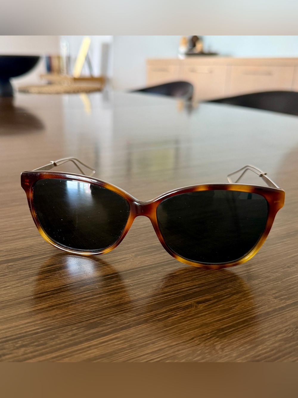 Dior Confident 2 Tortoiseshell Cat-Eye Sunglasses with Dark Lenses